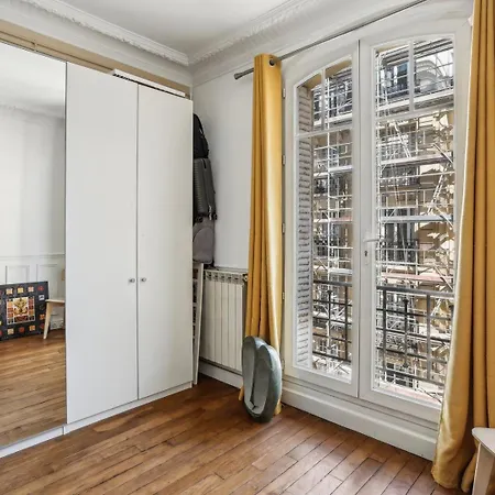 Le Joli Cocon Du 12eme * Parigi